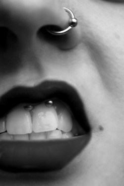 tumblr_marttce7n91rhuxrvo1_250_large
