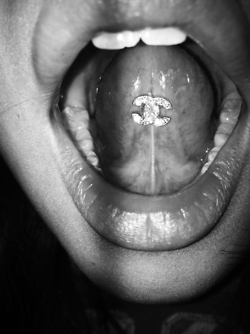 tumblr_mb5kkmoTAk1qeta0io1_250_large